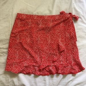 NWT- printed skirt